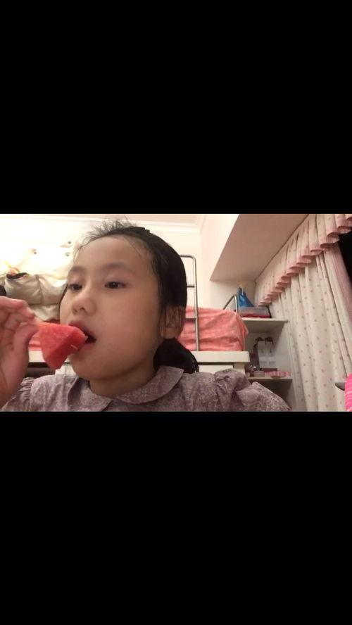 吃瓜我爱吃瓜什么意思,揭秘“吃瓜我爱吃瓜”的狂热背后