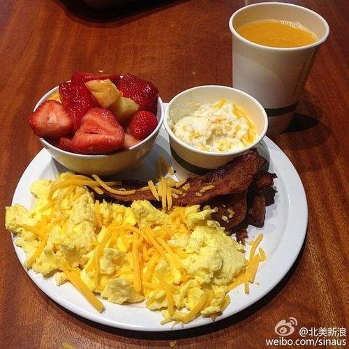 网红陕西小伙蹭饭吃,美食之旅中的温暖邂逅